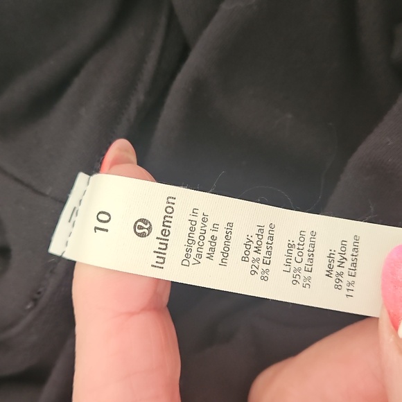 LULULEMON Coast Easy Wrap Black size 10 - Picture 2 of 7